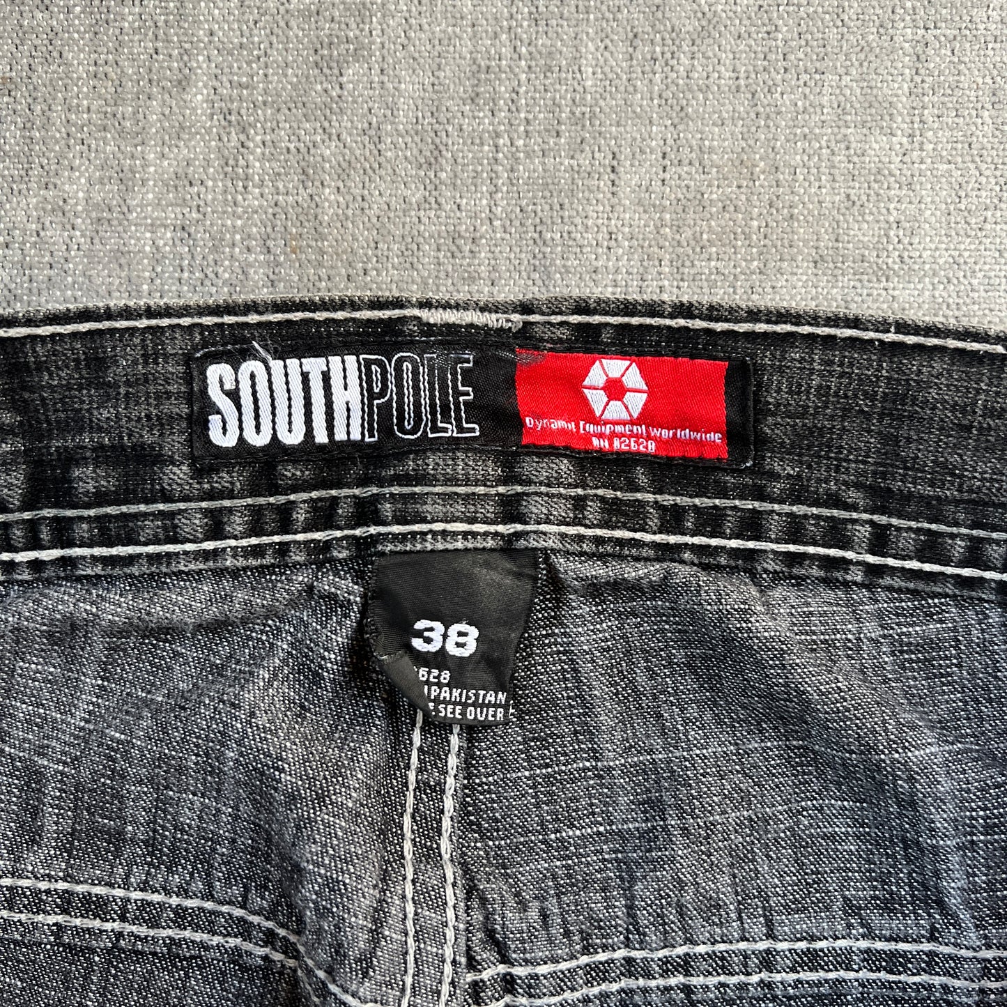 Southpole Red Tag Baggy Washed Jeans