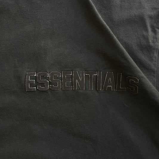 ESSENTIALS Tee