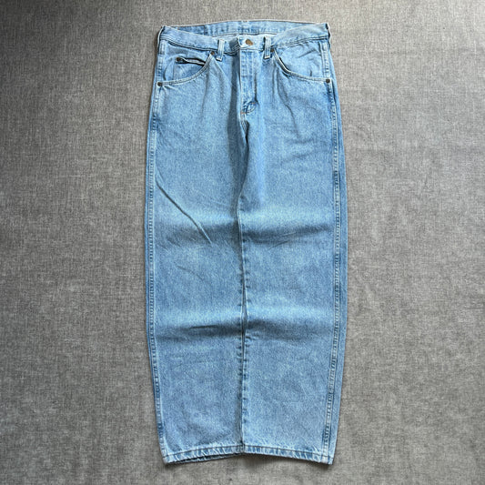 Wrangler Classic Fit Jeans