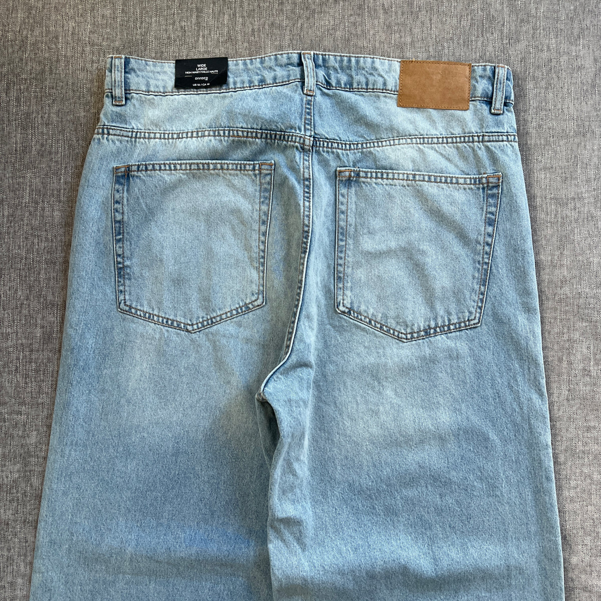 H&M Súper Baggy Washed Jeans