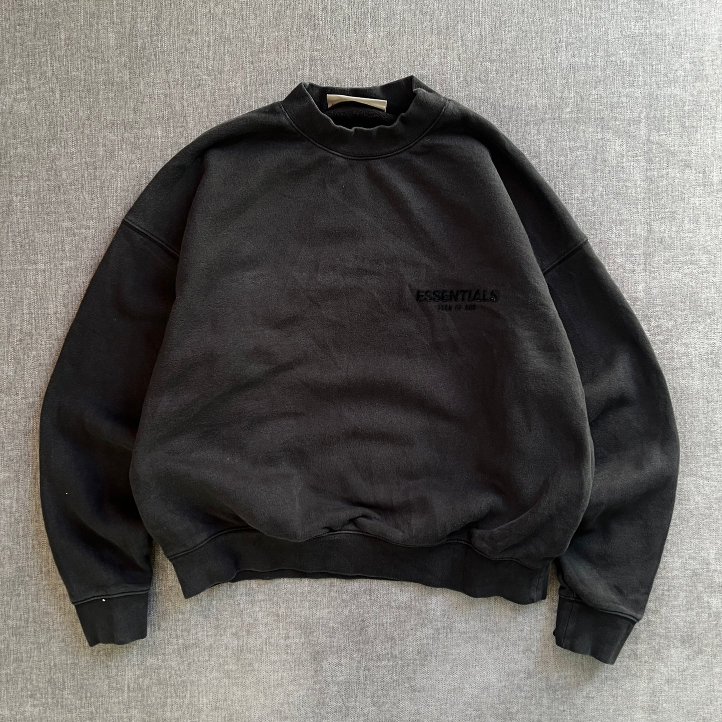 Essentials Crew Neck
