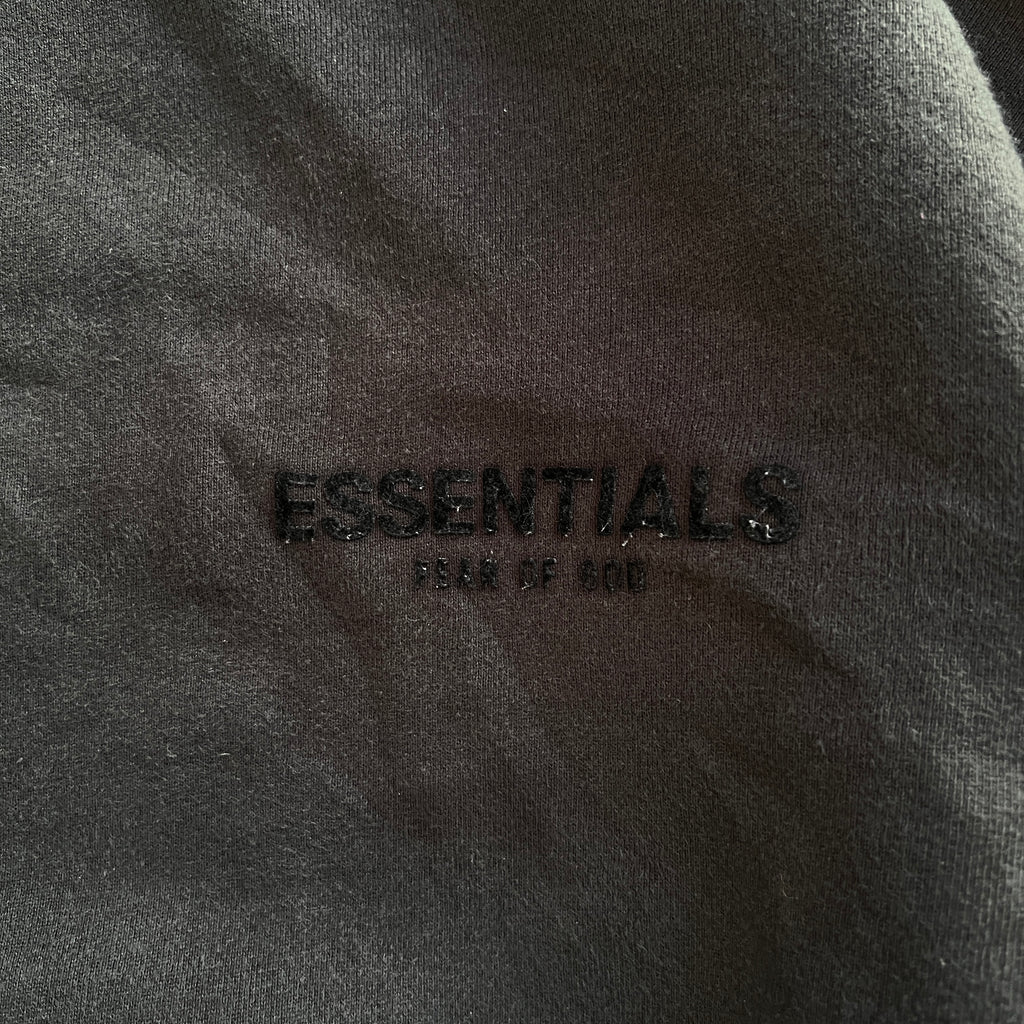 Essentials Crew Neck