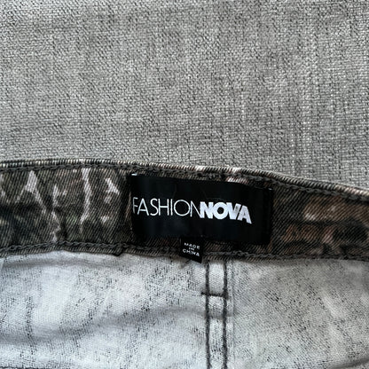 Fashion Nova Camo Baggy Jeans