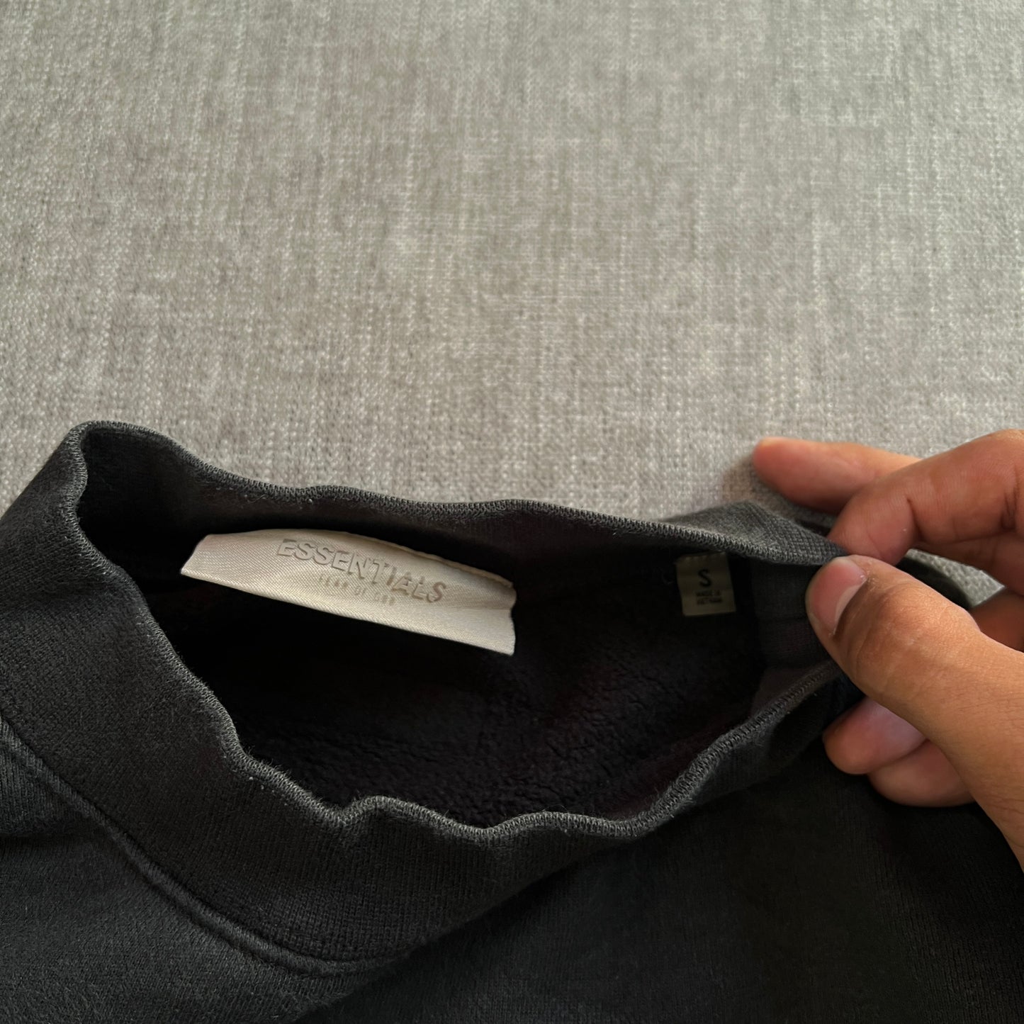 Essentials Crew Neck