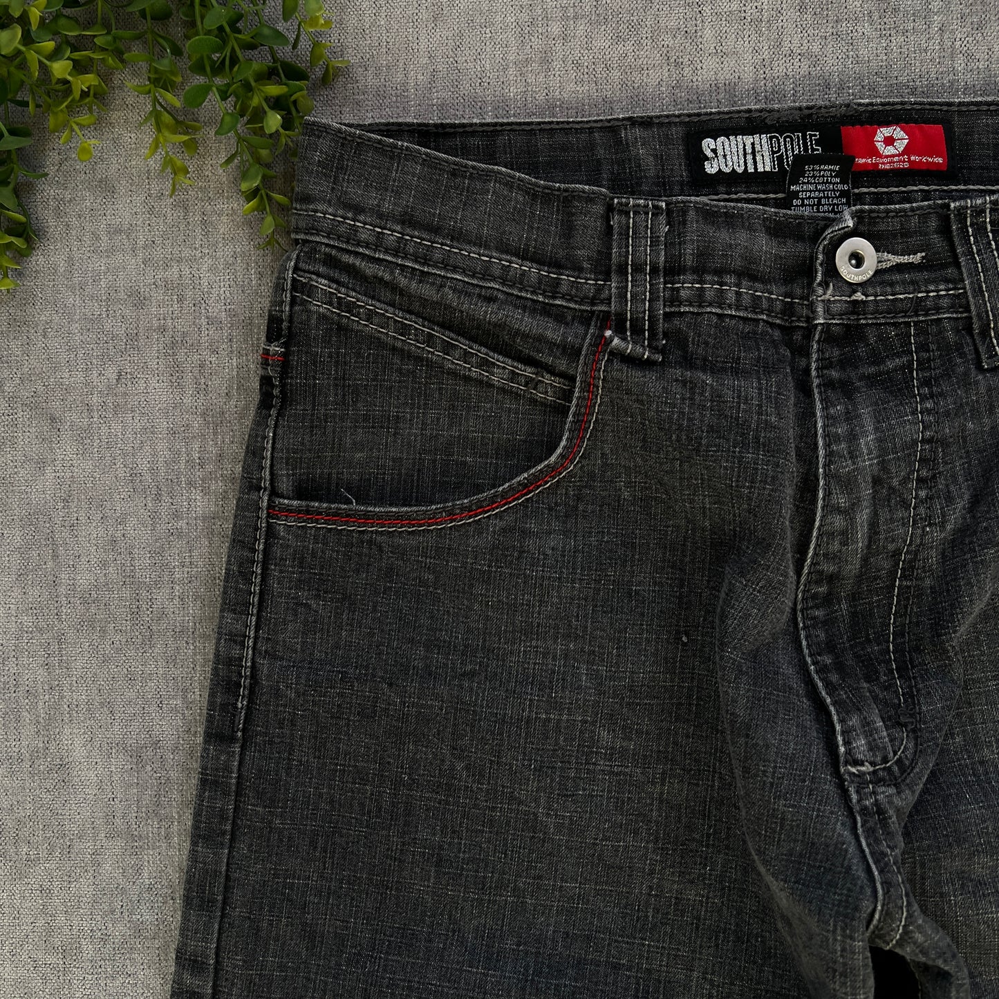 Southpole Red Tag Jort Baggy