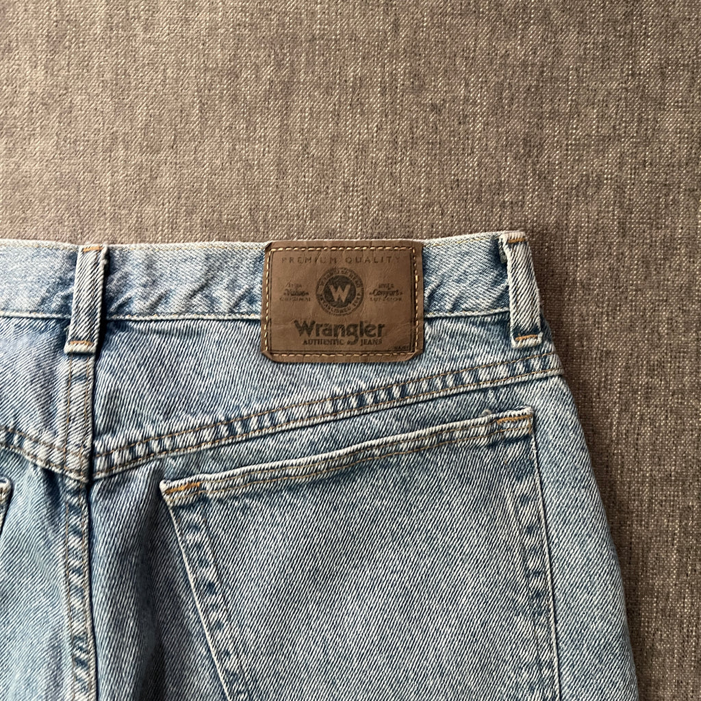 Wrangler Relaxed Fit Short
