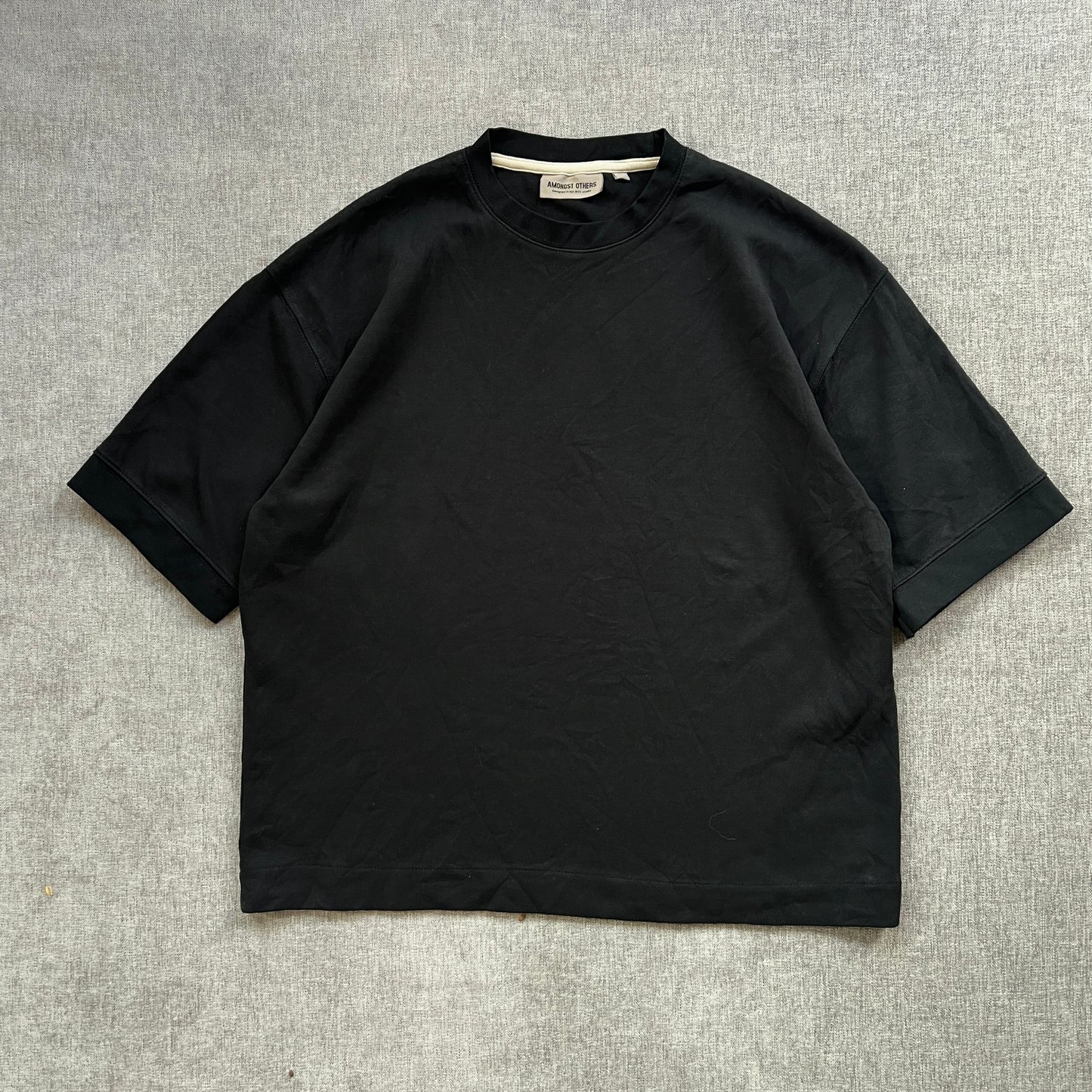 Amongst Others Basic Tee