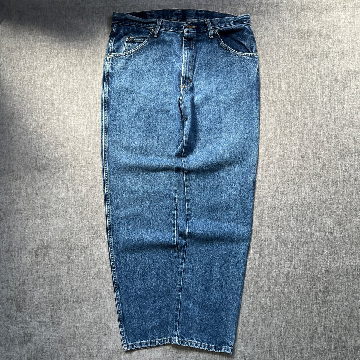 Wrangler Classic Fit Jeans