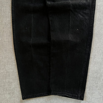 Wrangler Relaxed Fit Black Jeans