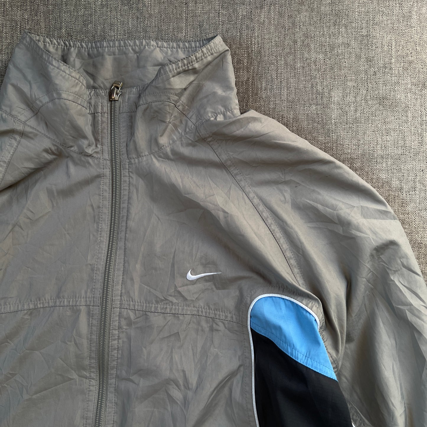 Nike 90s WInd Breaker