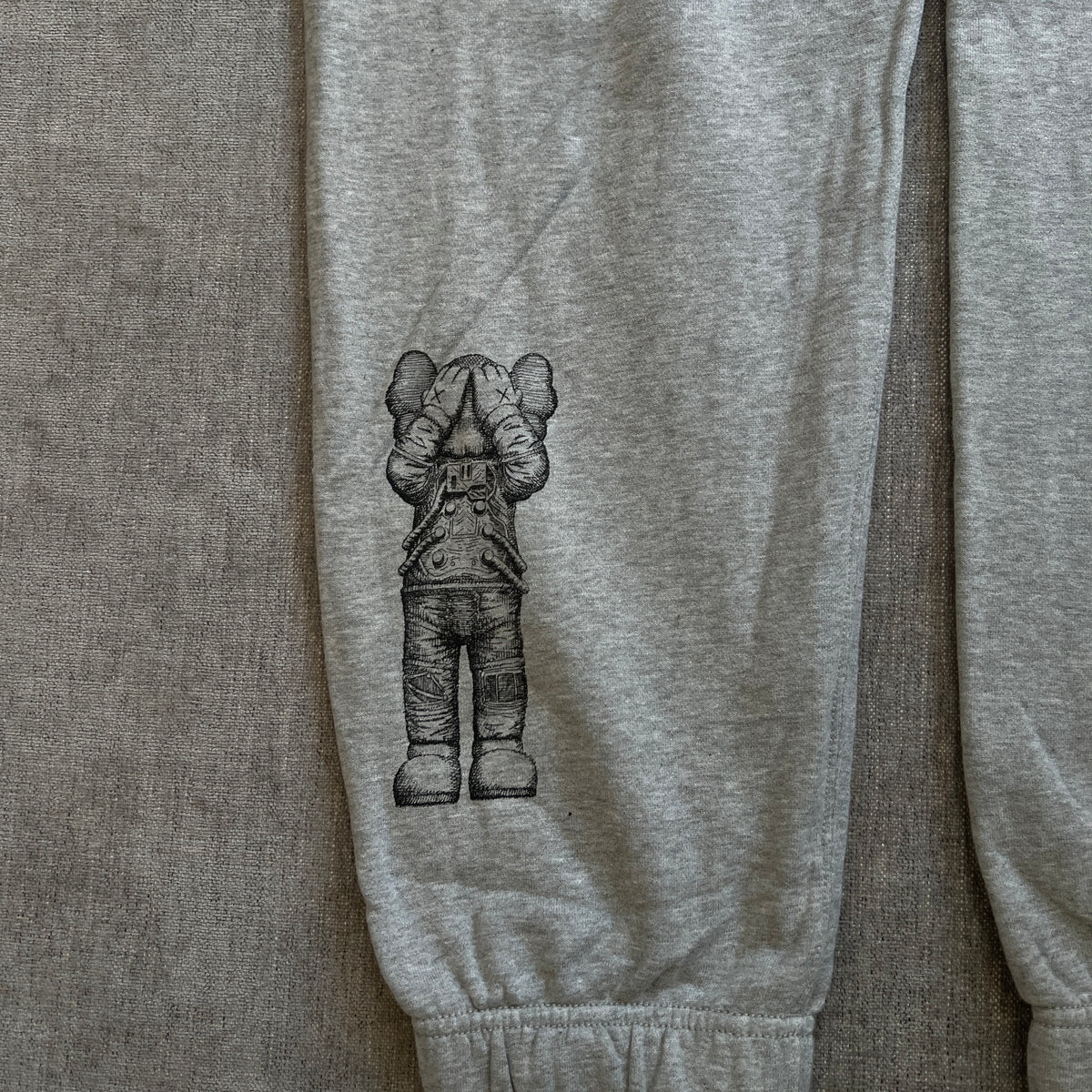 UINQLO x Kaws Pans