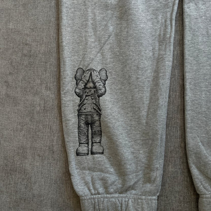 UINQLO x Kaws Pans