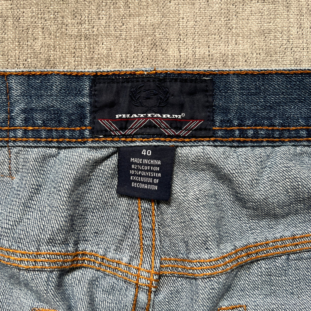 Phat Farm Embroidery Jort