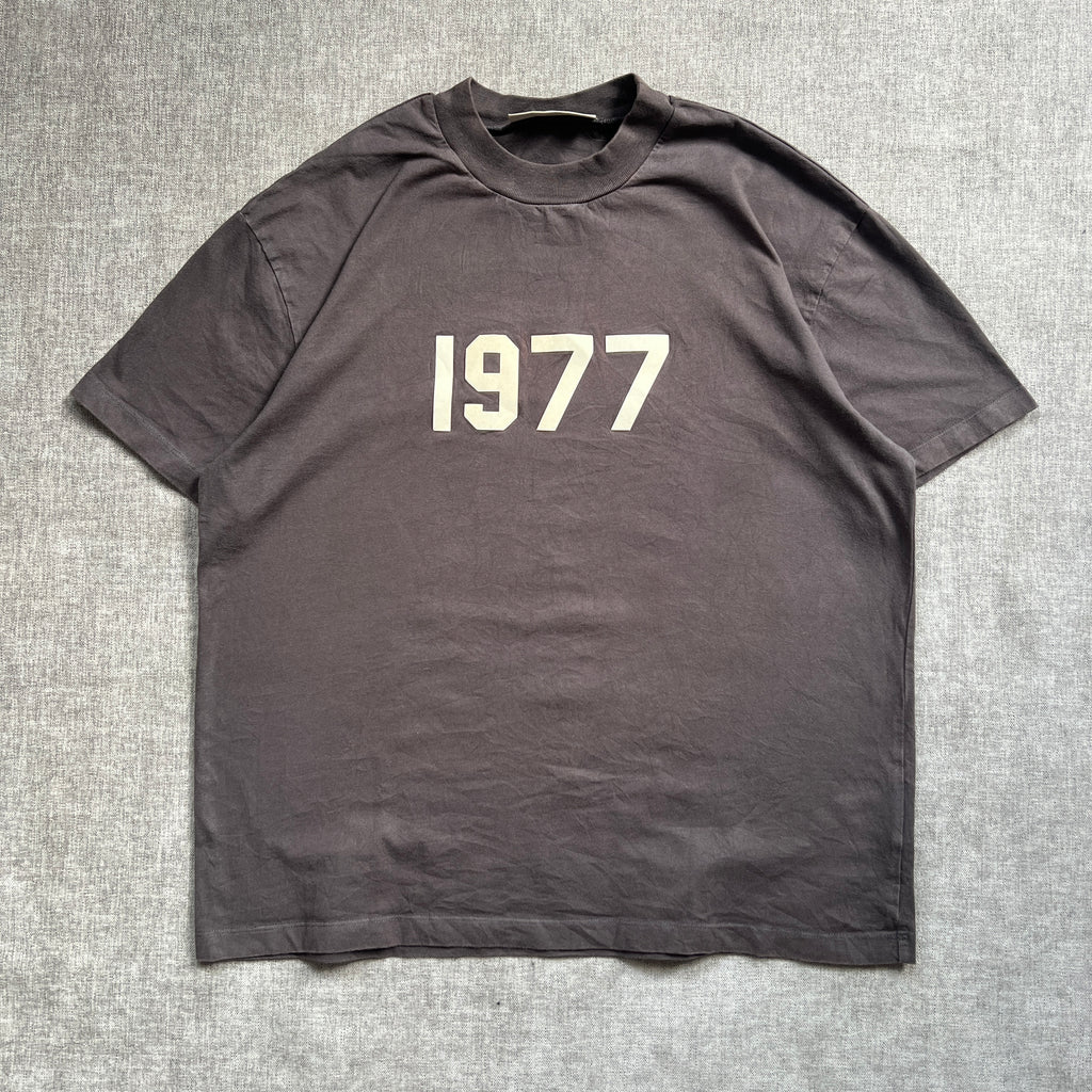 Essentials "1977" Tee