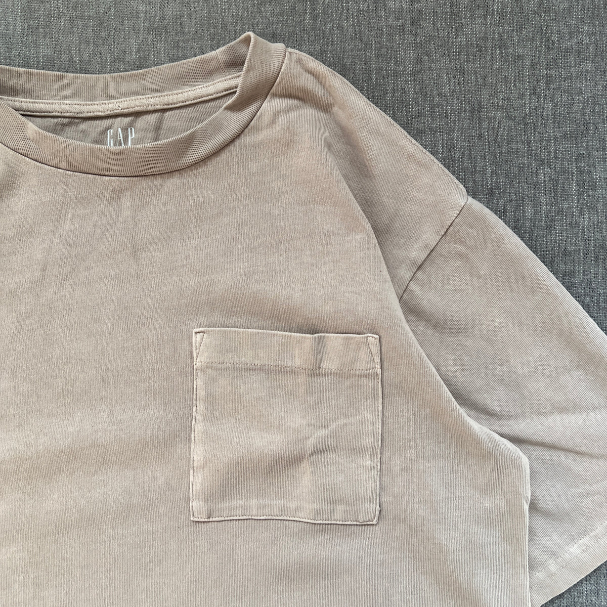 GAP Pocket Basic Tee