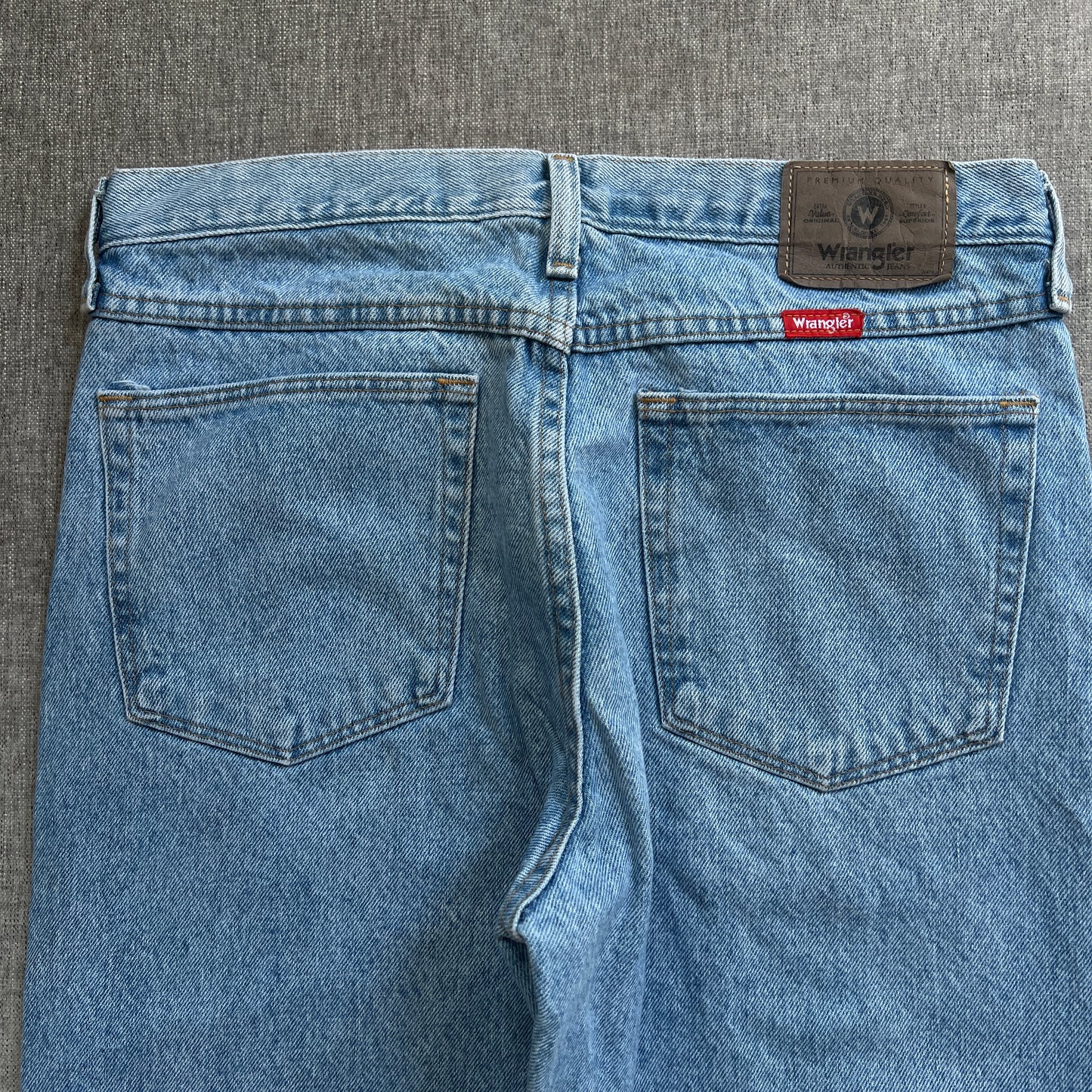 Wrangler Classic Fit Jeans