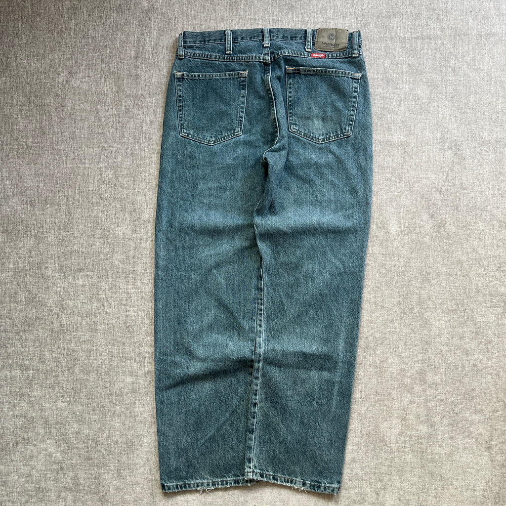 Wrangler Classic Fit Jeans