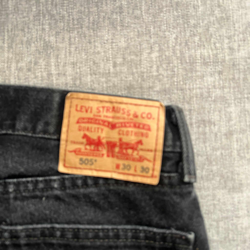 Levi's 505 Classic Fit