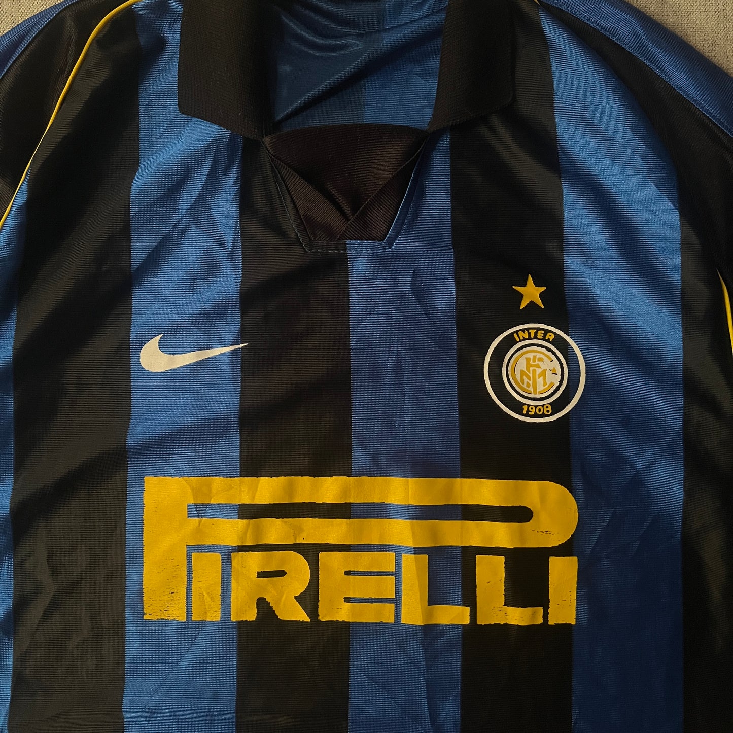 Inter de Milan Vintage Sport Shirt