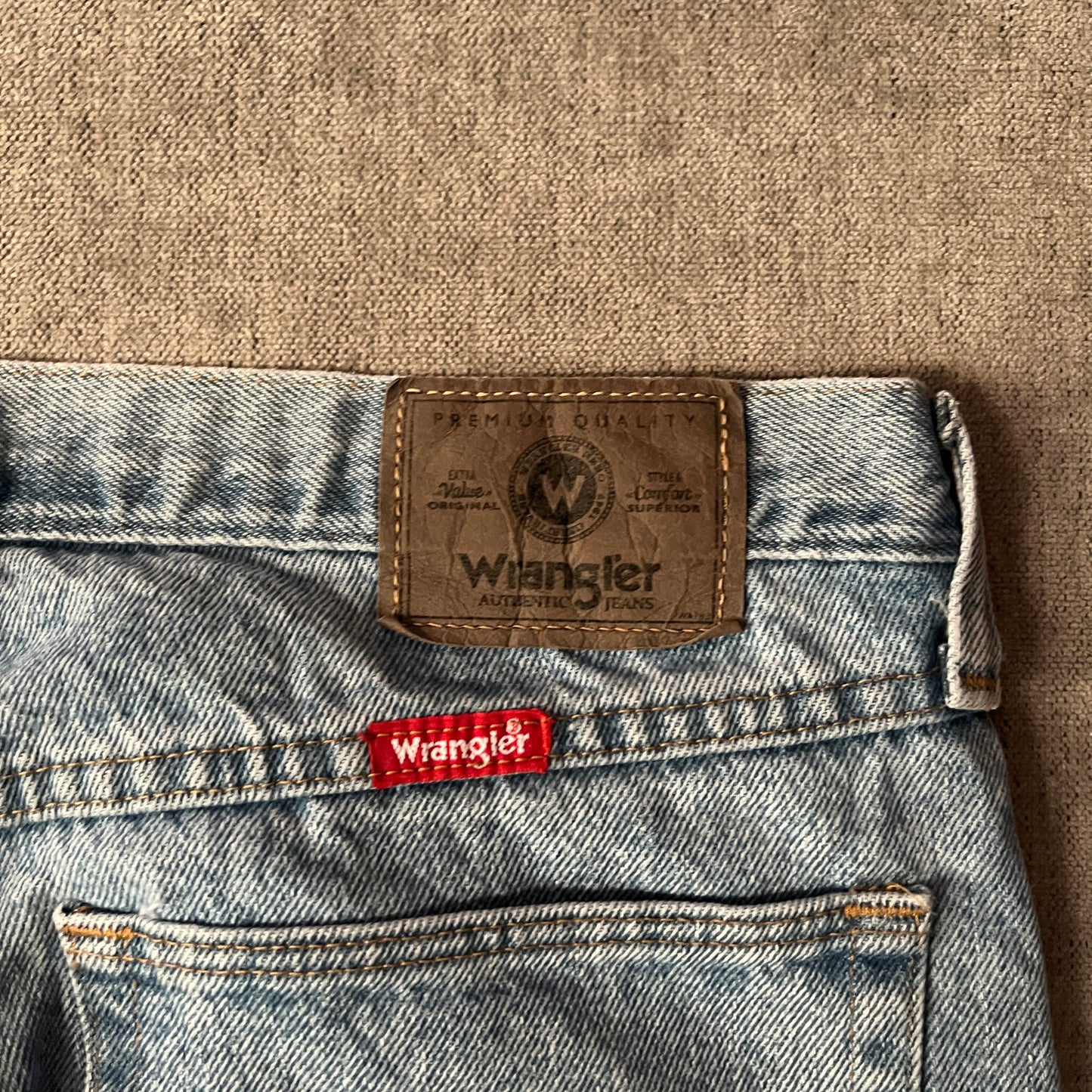 Wrangler Relaxed Fit Jeans