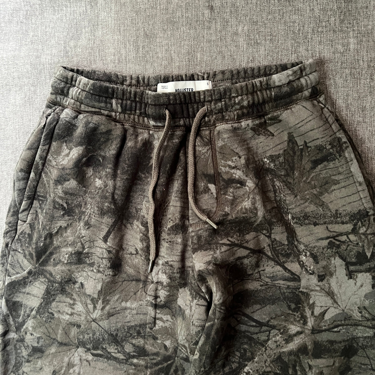 Hollister Baggy Pans Camo