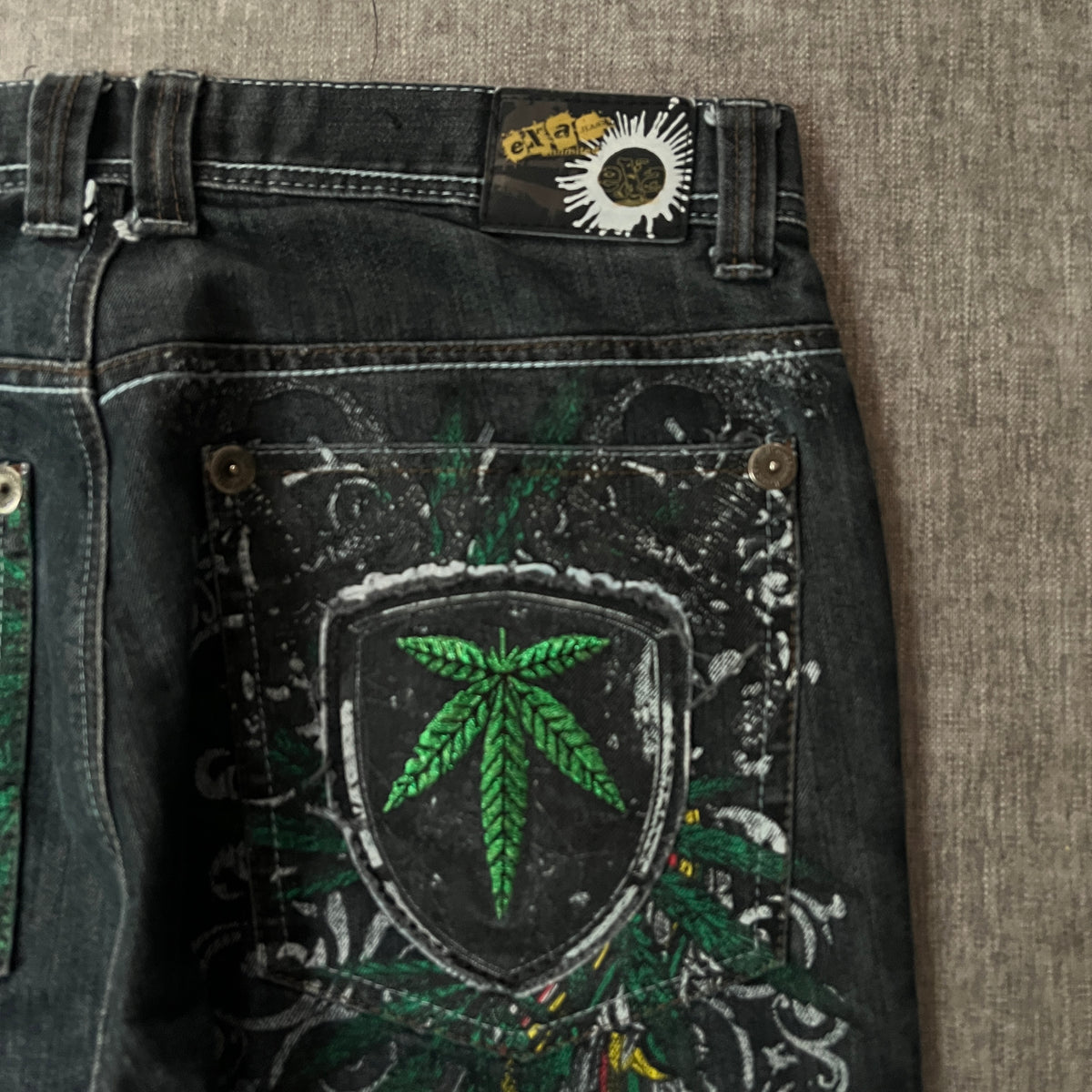 eXa Y2K Baggy Jeans