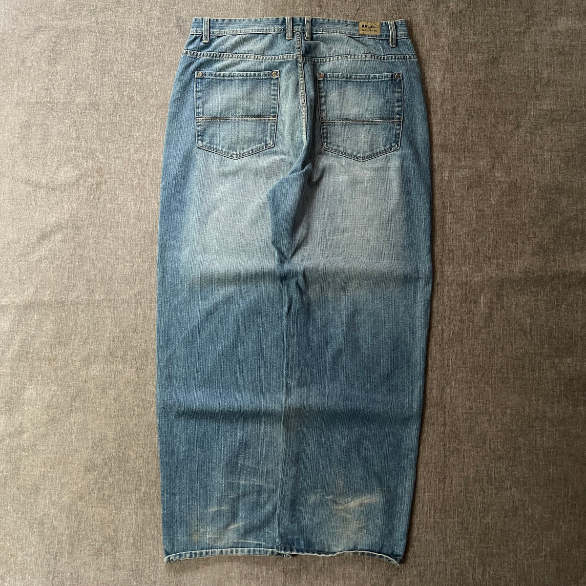 Artery Baggy Washed Jeans