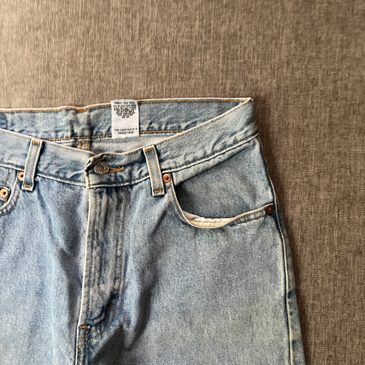 Levis 550 Relaxed Fit Jeans