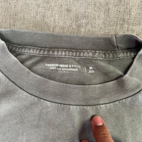Abercrombie & Fitch Basic Tee